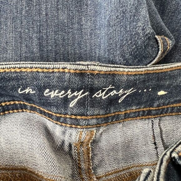 PENNINGTON’S Curvy Fit, Straight-Leg Blue Denim Capri - In Every Story Size 14 - Picture 9 of 12